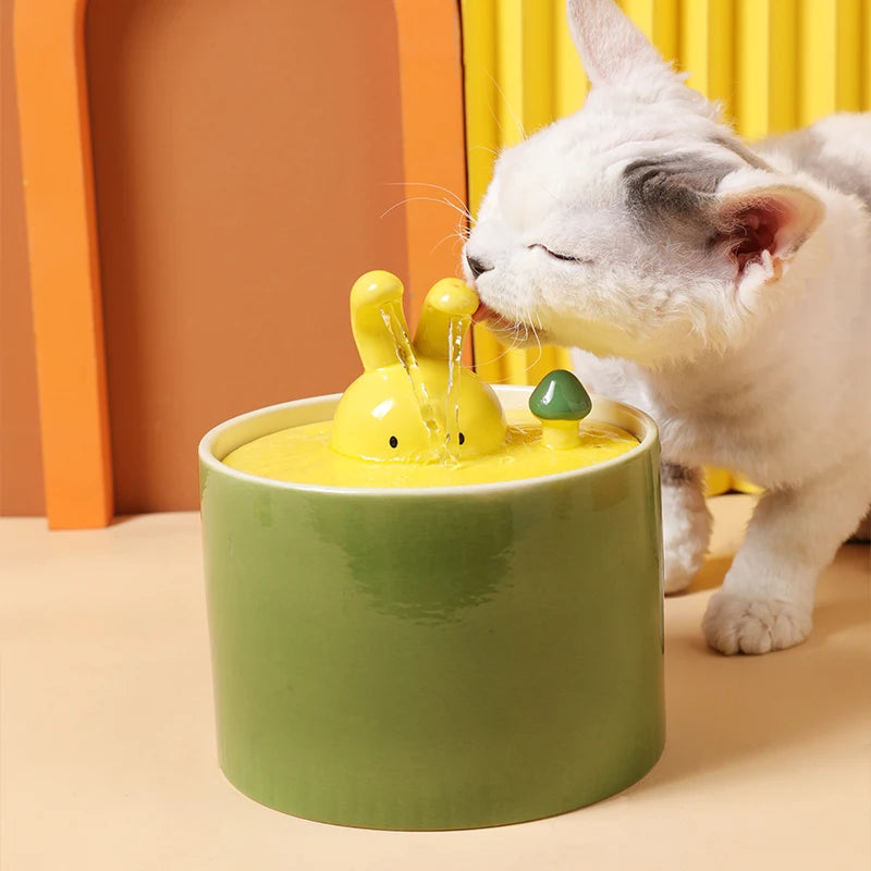 Cute Bunny Ceramics Automatic Pet Water Fountain